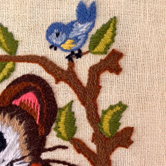 1960's Crewel Embroider Woodland Mouse and Friends  Art Piece on Wooden Frame - Picture 5 of 8